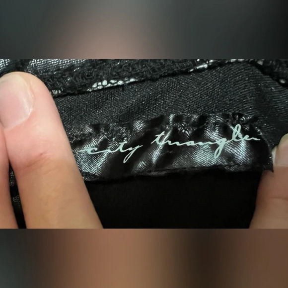 🧡 City Triangle Black Halter Zebra Dress with Glitter. - Picture 7 of 9